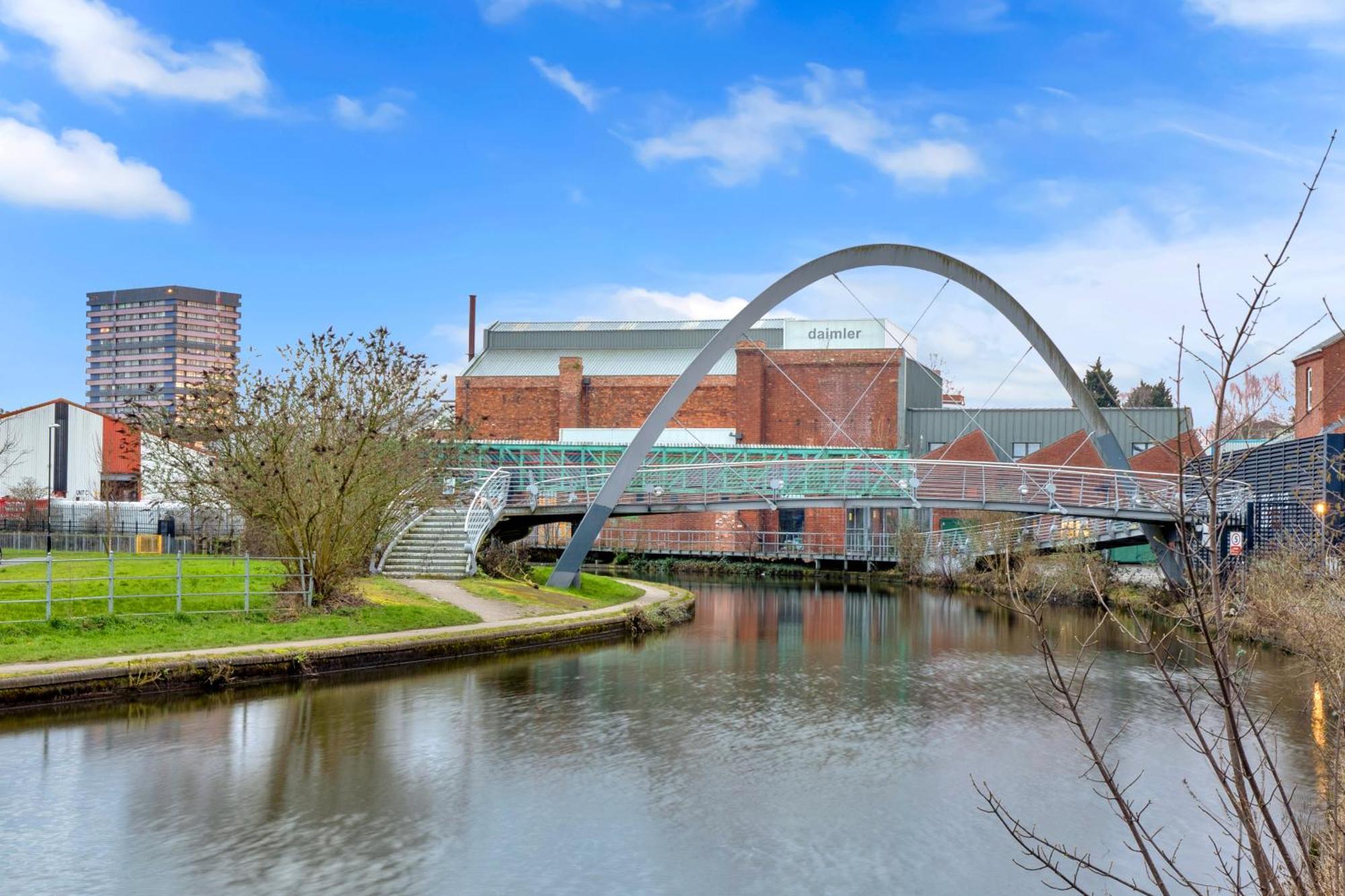 Luxury Waterfront Property With Free Parking Coventry Exterior foto